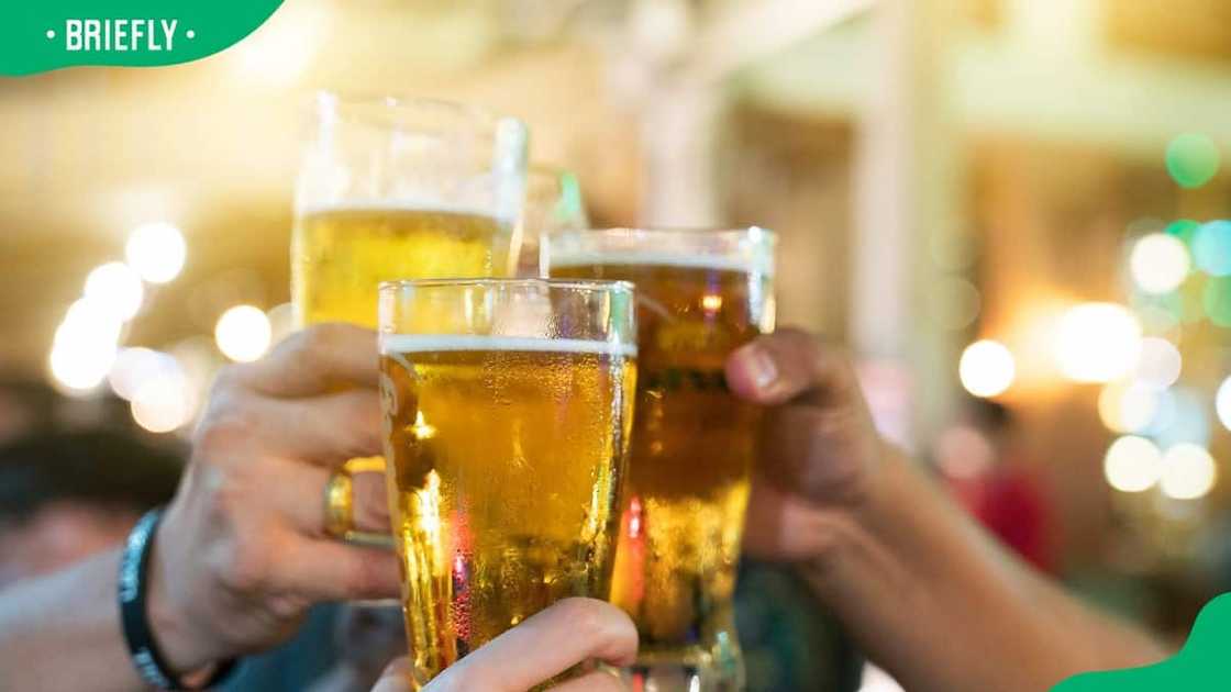 Where is Emalaydini Tavern Where is Emalaydini Tavern