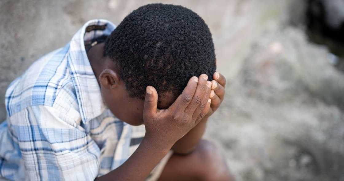 Man abandoned by mother, 2 year olds no mother, man abandonment issues Man abandoned by mother, 2 year olds no mother, man abandonment issues