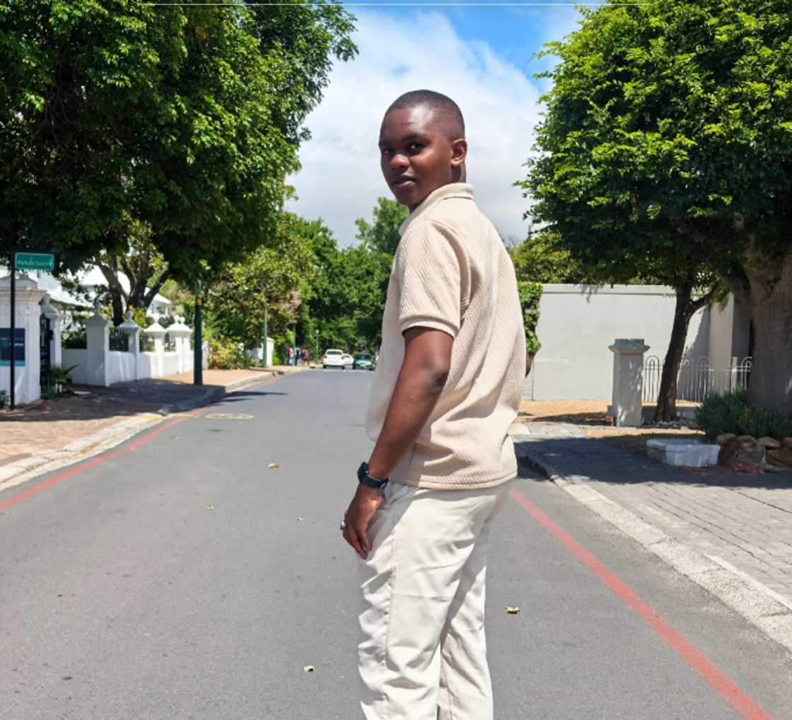 He added that he also paid R250 for the delivery He added that he also paid R250 for the delivery