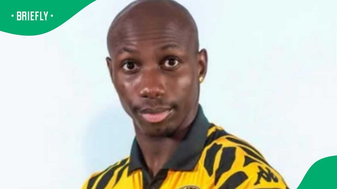Etiosa Ighodaro, Cedric Kaze, Kaizer Chiefs. Etiosa Ighodaro, Cedric Kaze, Kaizer Chiefs.