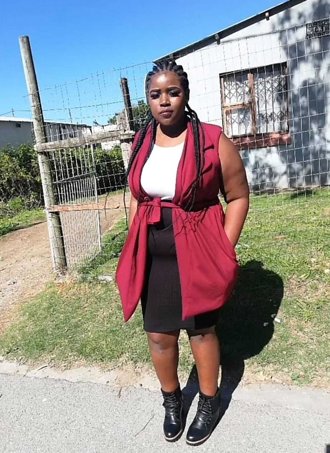 A housekeeper grabbed her online viewers' attention with a skit showing how she spoiled herself and got caught by her boss in a TikTok video.