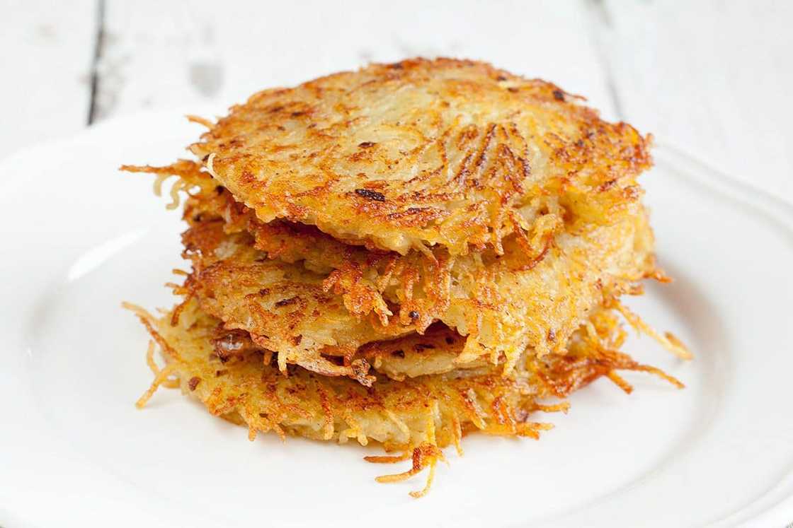 How to make hash browns
Hash brown recipe
What are hash browns?
Hash brown ingredients
Hash brown calories How to make hash browns
Hash brown recipe
What are hash browns?
Hash brown ingredients
Hash brown calories