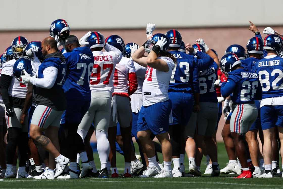 The New York Giants huddle during OTA Offseason Workouts