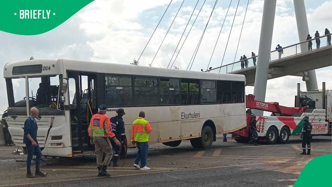 Survivors of a horror crash on the R21 spoke out about the accident Survivors of a horror crash on the R21 spoke out about the accident