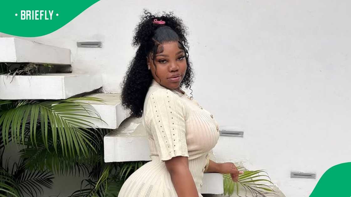 Wandi Ndlovu flaunts BBL Wandi Ndlovu flaunts BBL