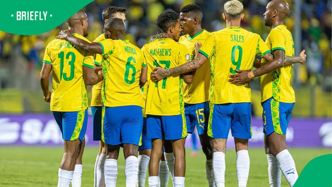 Mamelodi Sundowns, Betway Premiership, and Siwelele FC.