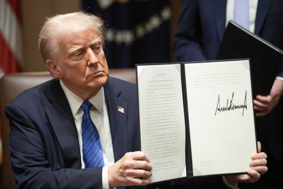Donald Trump signed an Executive Order that focused on Afrikaners in the country Donald Trump signed an Executive Order that focused on Afrikaners in the country