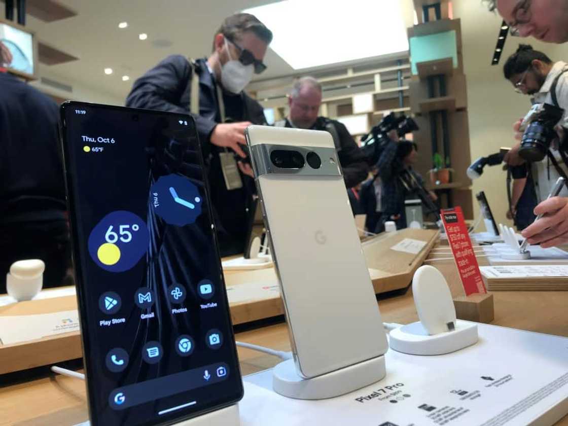 Analysts expects smartphone shoppers to be looking for bargains amid inflation and other economic concerns Analysts expects smartphone shoppers to be looking for bargains amid inflation and other economic concerns