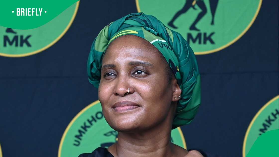 Duduzile Zuma-Sambudla criticised Floyd Shivambu in a series of late-night posts Duduzile Zuma-Sambudla criticised Floyd Shivambu in a series of late-night posts