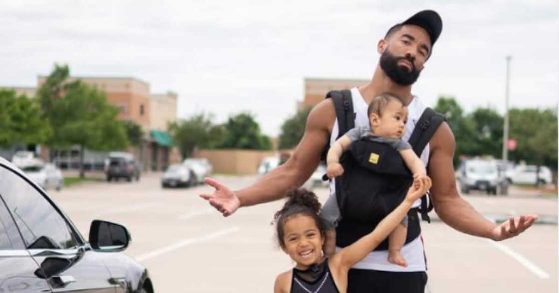 Aww: Dad & Daughter Share Incredible Acrobatics Video, SA Impressed Aww: Dad & Daughter Share Incredible Acrobatics Video, SA Impressed