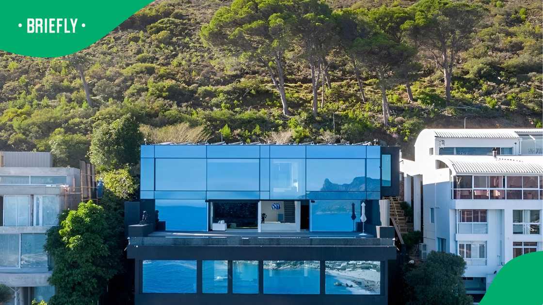 R175m Clifton luxury home goes on sale on elite Nettleton Road R175m Clifton luxury home goes on sale on elite Nettleton Road
