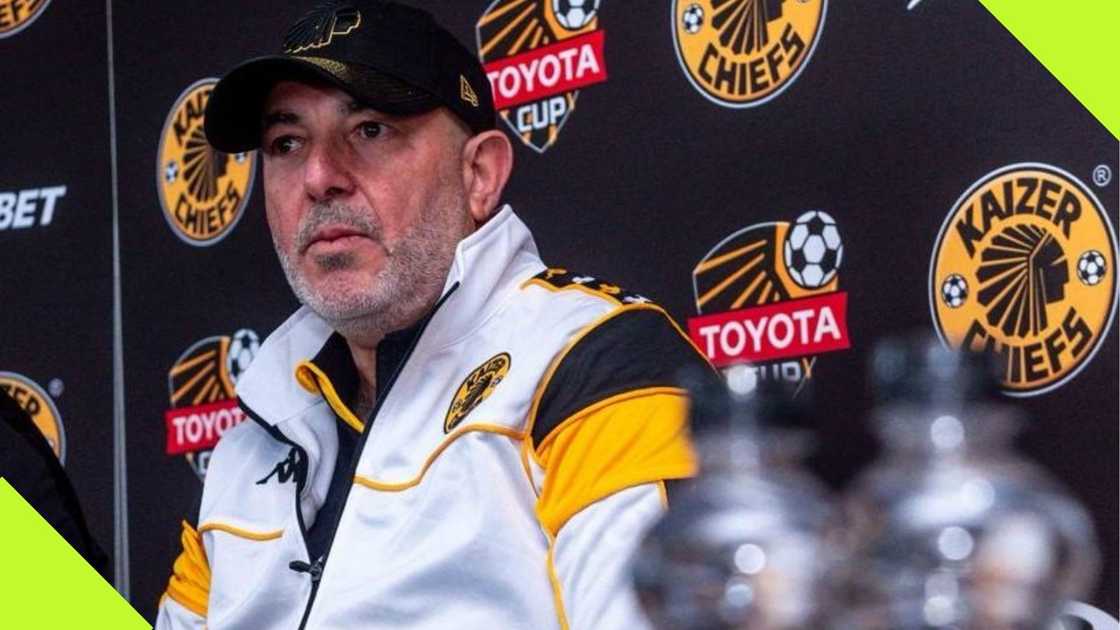 Nasreddine Nabi is expected to compete with Mamelodi Sundowns and Orlando Pirates for the Premier Soccer League title this season. Photo: @KaizerChiefs. Nasreddine Nabi is expected to compete with Mamelodi Sundowns and Orlando Pirates for the Premier Soccer League title this season. Photo: @KaizerChiefs.