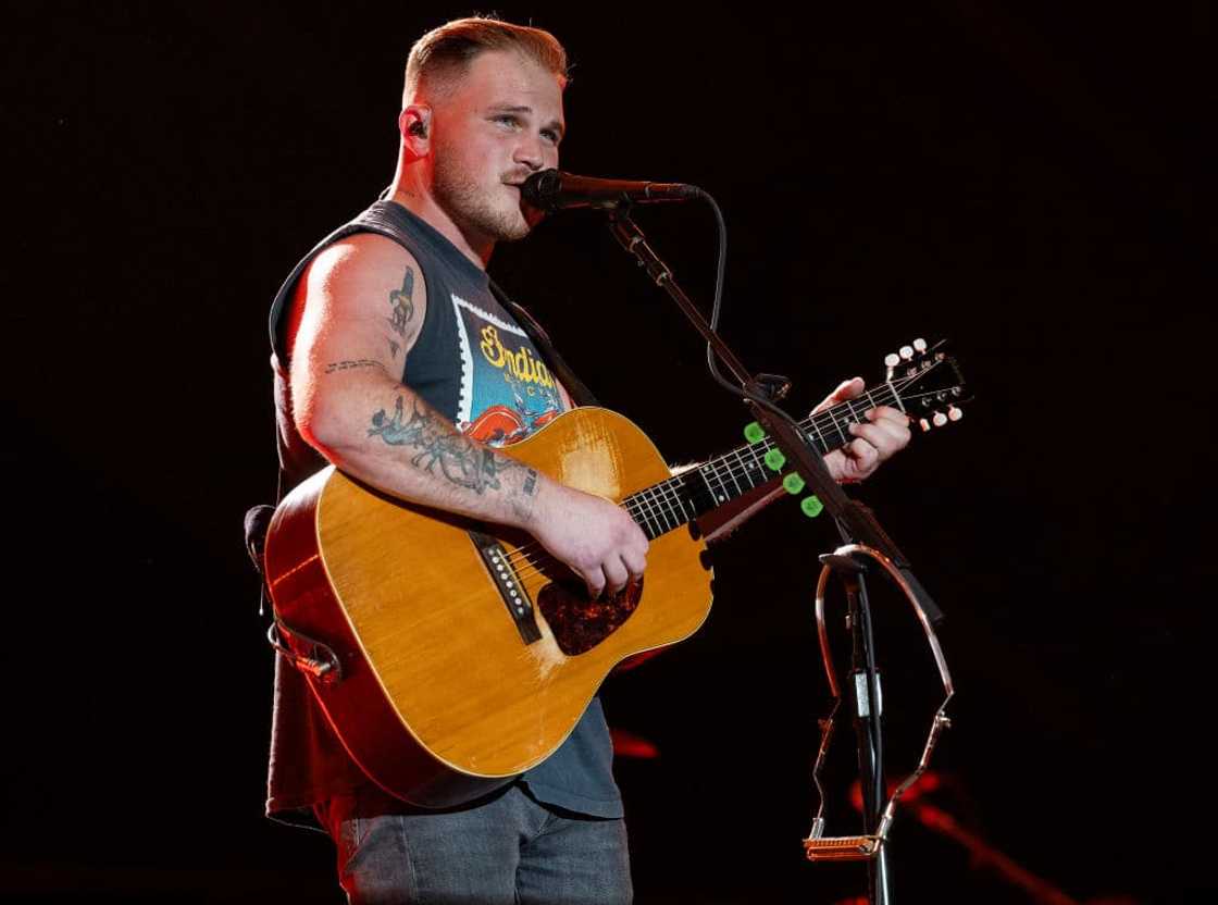 Zach Bryan performing in Quebec