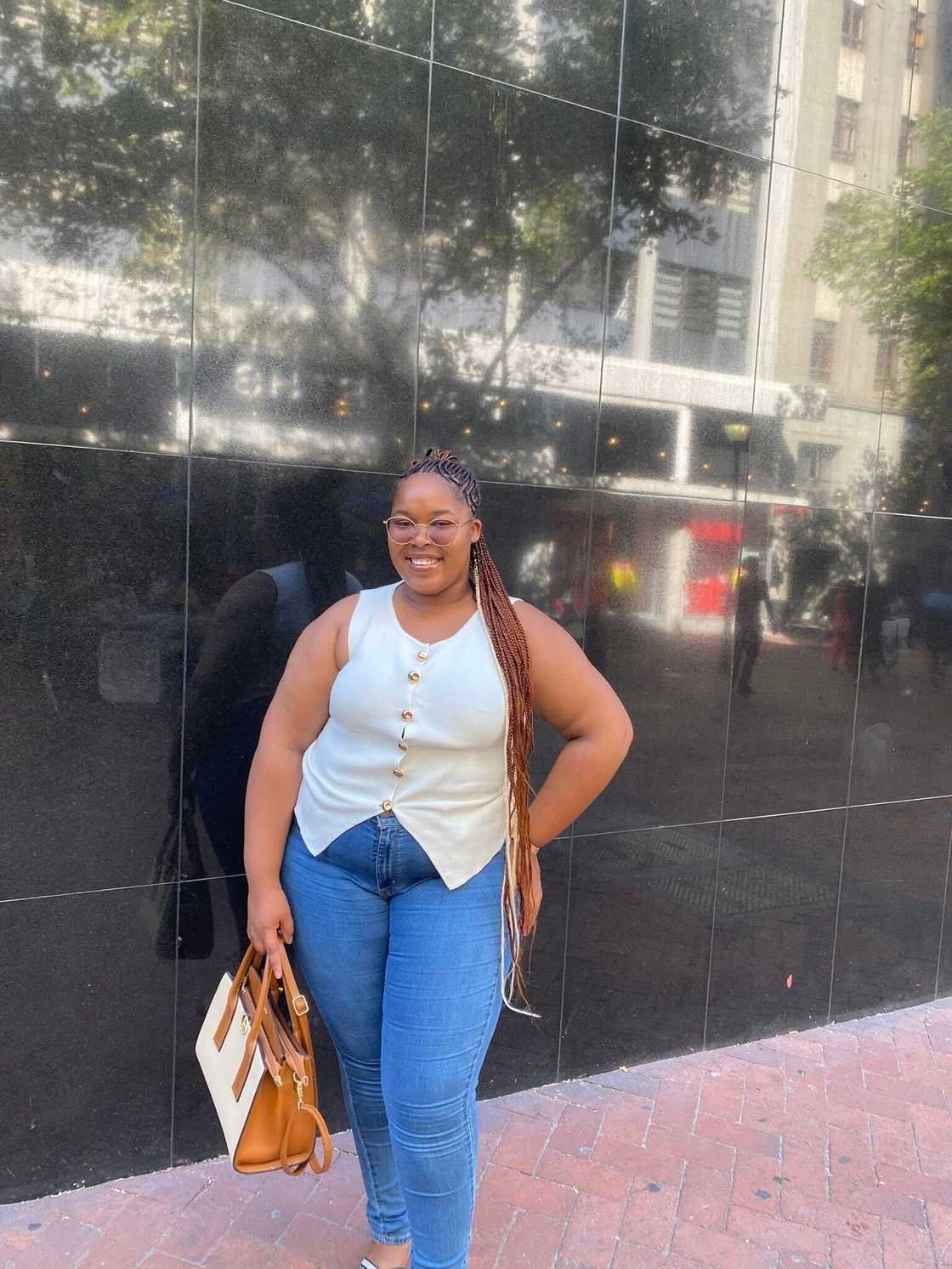 A woman in South Africa revealed her striking before-and-after results wearing Foschini shapewear.