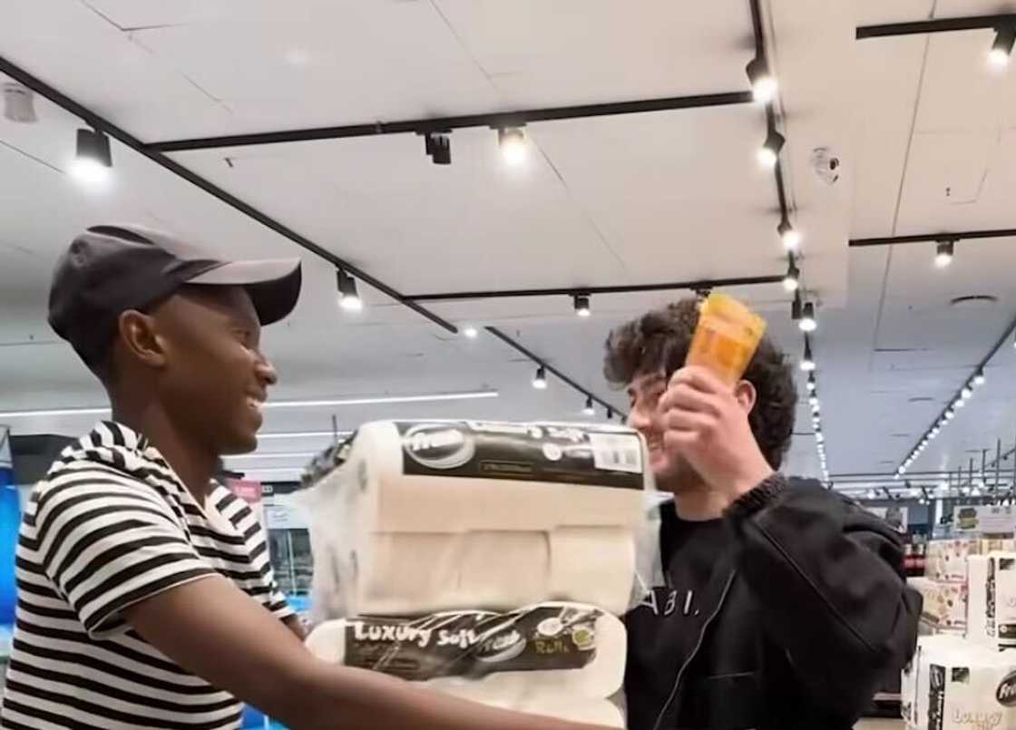 A man turned heads after picking a one-minute trolley dash instead of R1k. A man turned heads after picking a one-minute trolley dash instead of R1k.