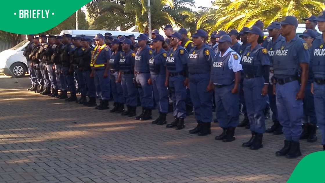 SAPS officers
