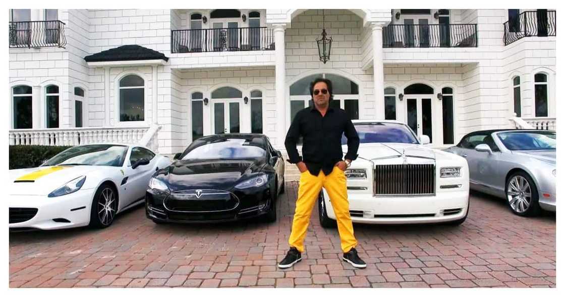 Antonio, Businessman, School drop out, Millionaire Antonio, Businessman, School drop out, Millionaire