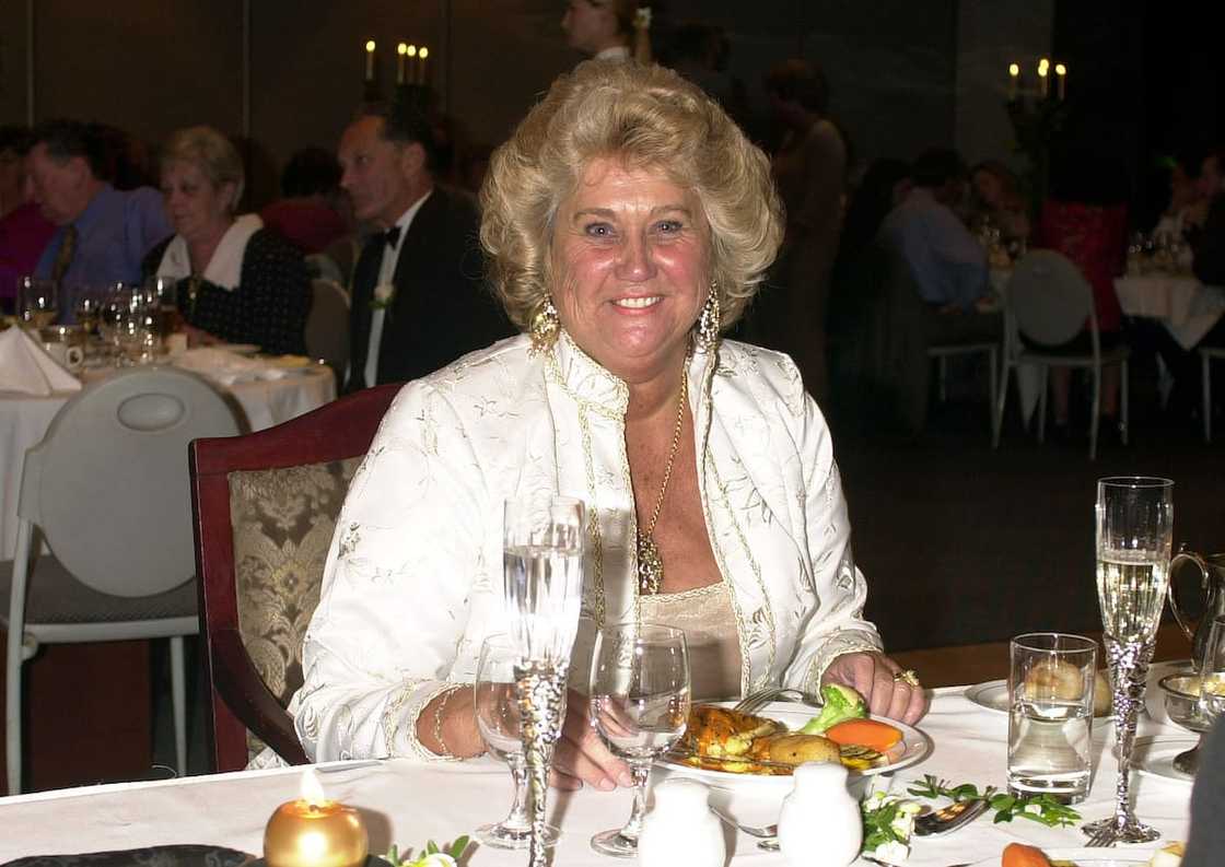 Noelene Edwards' age Noelene Edwards' age