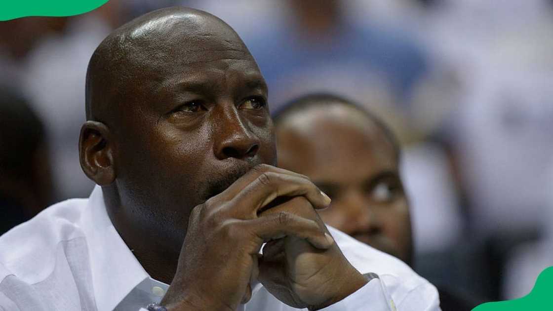 How did Michael Jordan and Juanita Vanoy meet? How did Michael Jordan and Juanita Vanoy meet?