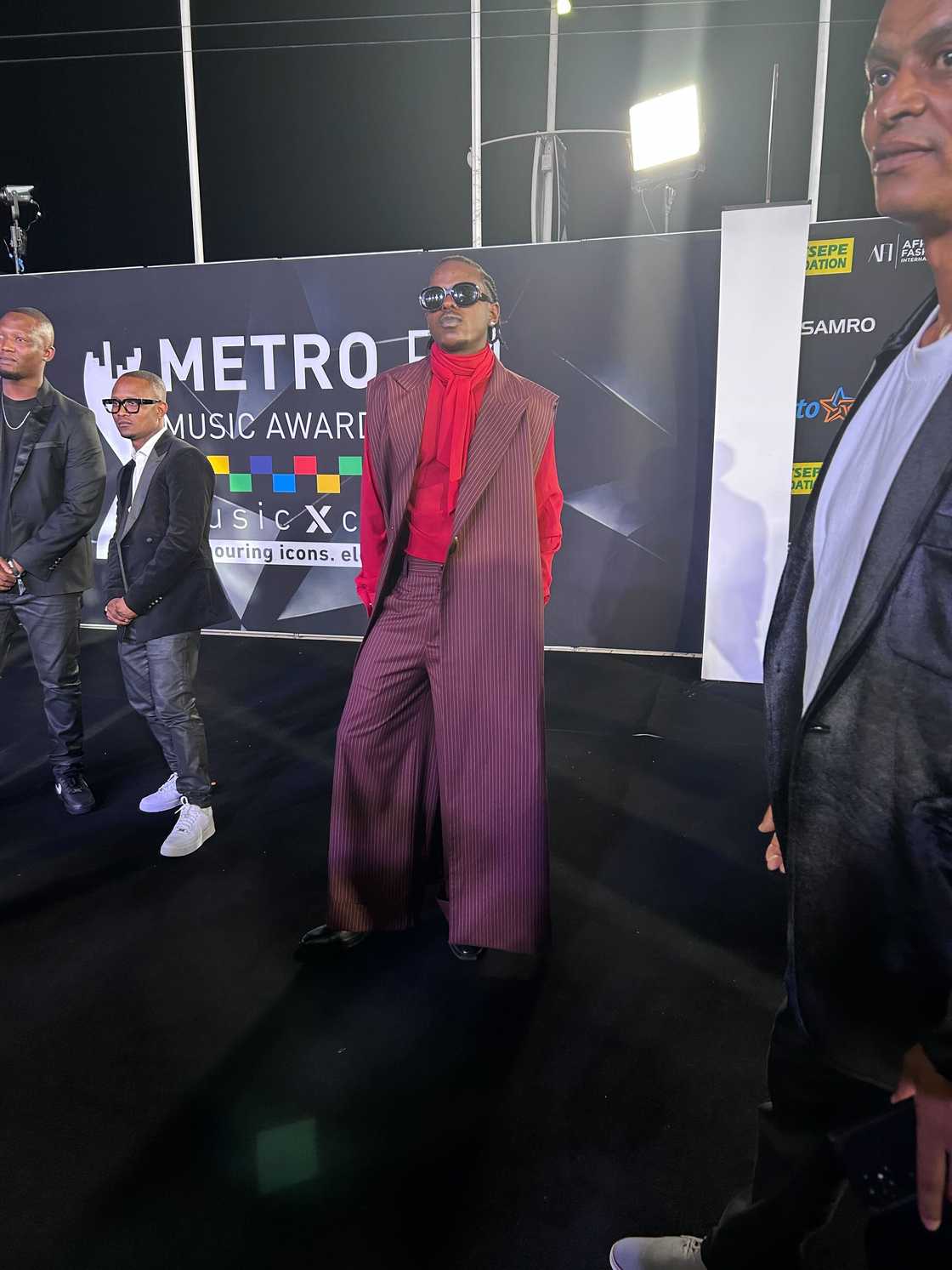 Musa Keys won an award at the Metro FM Music Awards. Musa Keys won an award at the Metro FM Music Awards.