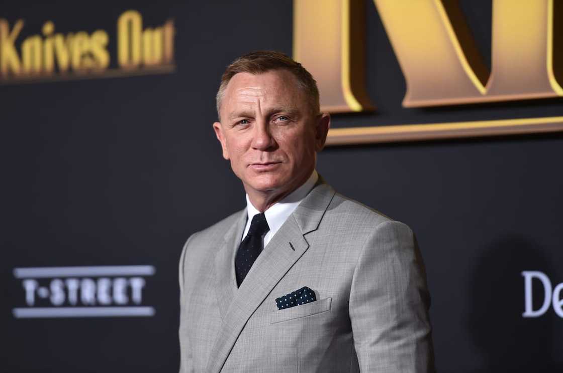 Daniel Craig