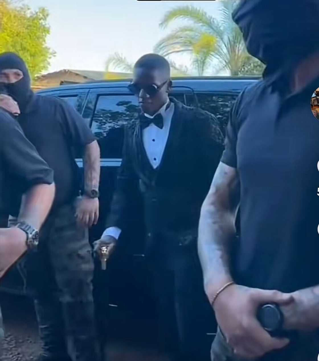 A Grade 12 learner’s matric entrance, surrounded by heavy security, went viral online.