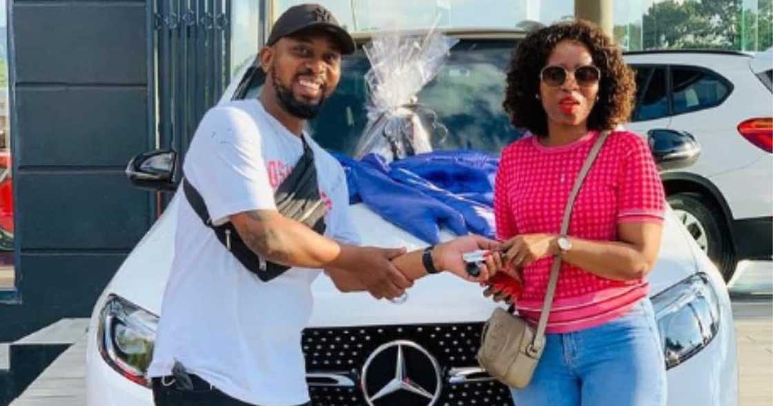 JazziQ In Line For Son Of The Year After Buying Mom A Mercedes Benz I JazziQ In Line For Son Of The Year After Buying Mom A Mercedes Benz I