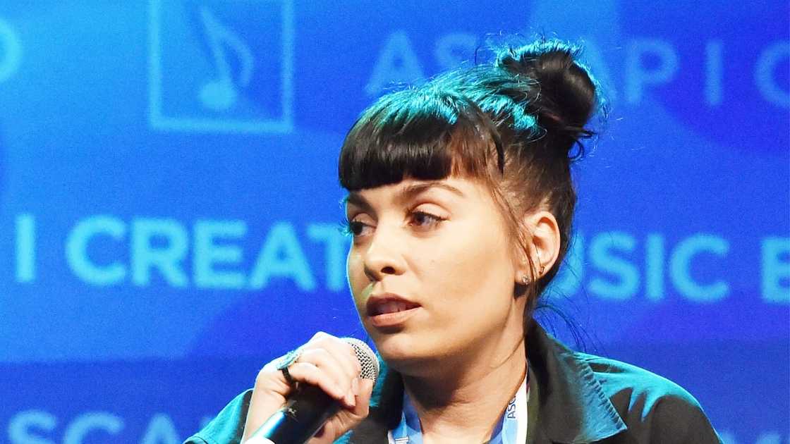 Usher's girlfriend Usher's girlfriend