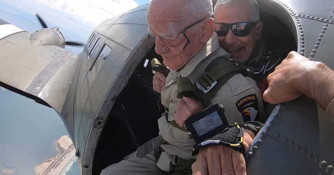 Thomas Rice jumping from a plane.