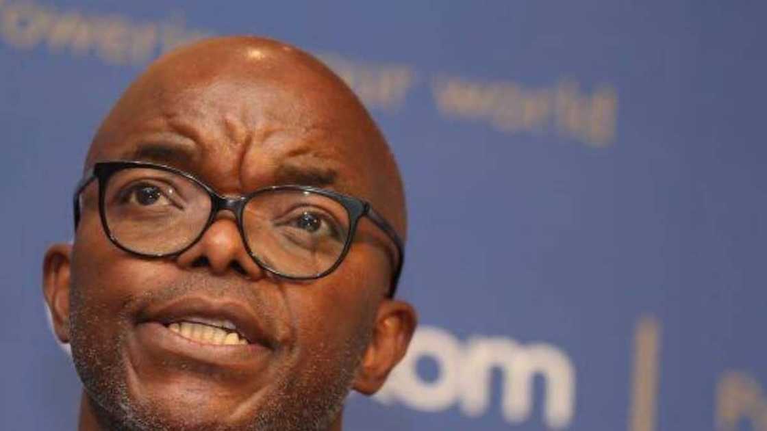 phakamani hadebe phakamani hadebe