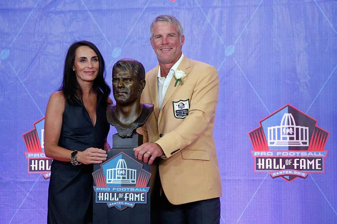 Who is Deanna Favre? Everything you need to know about Brett Favre's wife Who is Deanna Favre? Everything you need to know about Brett Favre's wife