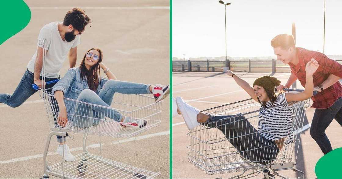 A couple's unique cart ride has attracted online admiration. A couple's unique cart ride has attracted online admiration.