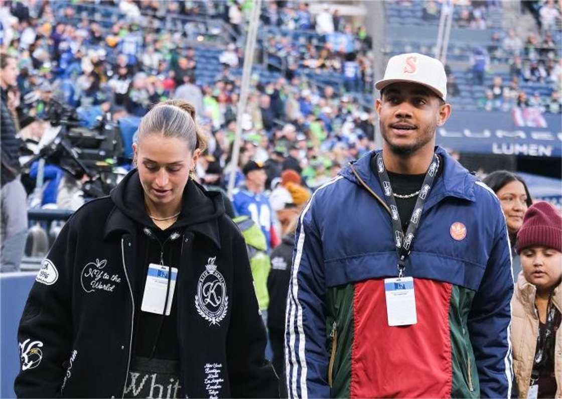 Jordyn Huitema and Julio Rodriguez