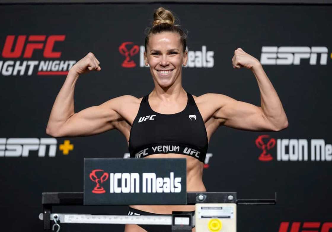 Top female fighters in the UFC Top female fighters in the UFC