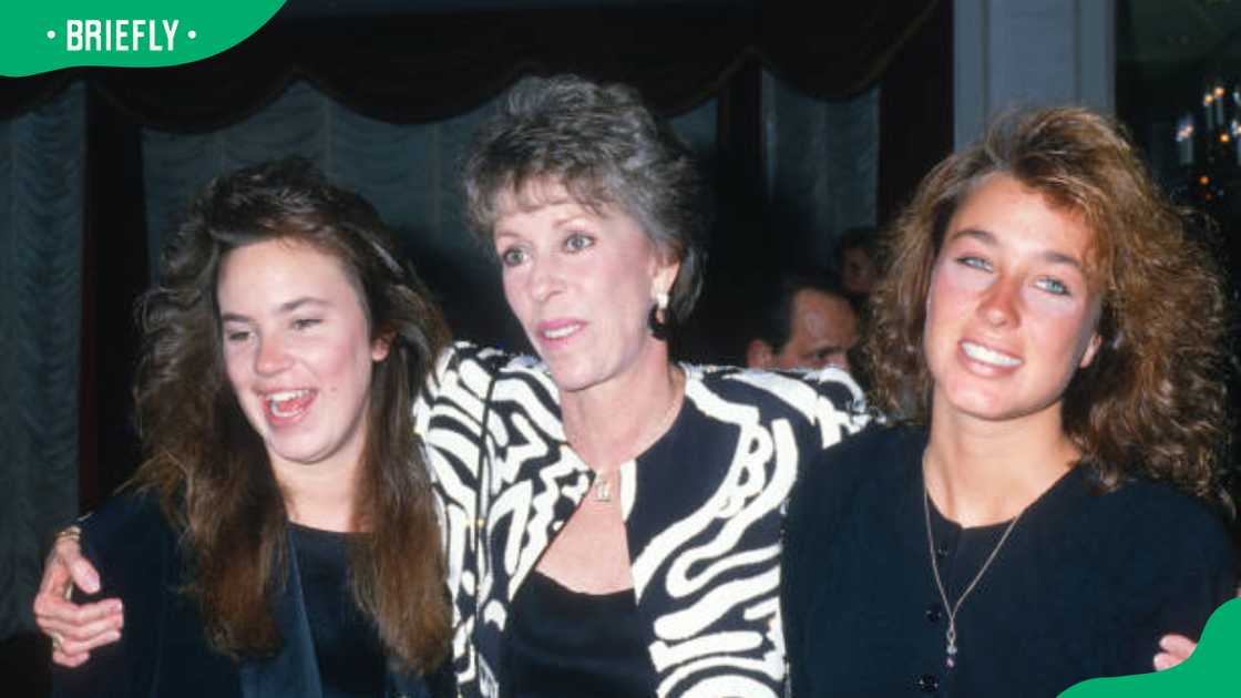 Jody Hamilton (L), her mother, Carol Burnett (C), and sister, Erin Hamilton (R) at the St Regis Hotel, New York, New York Jody Hamilton (L), her mother, Carol Burnett (C), and sister, Erin Hamilton (R) at the St Regis Hotel, New York, New York