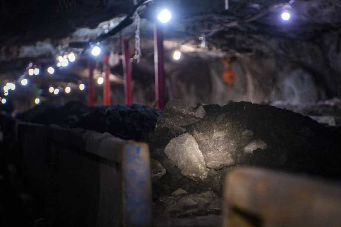 Platinum mining Platinum mining