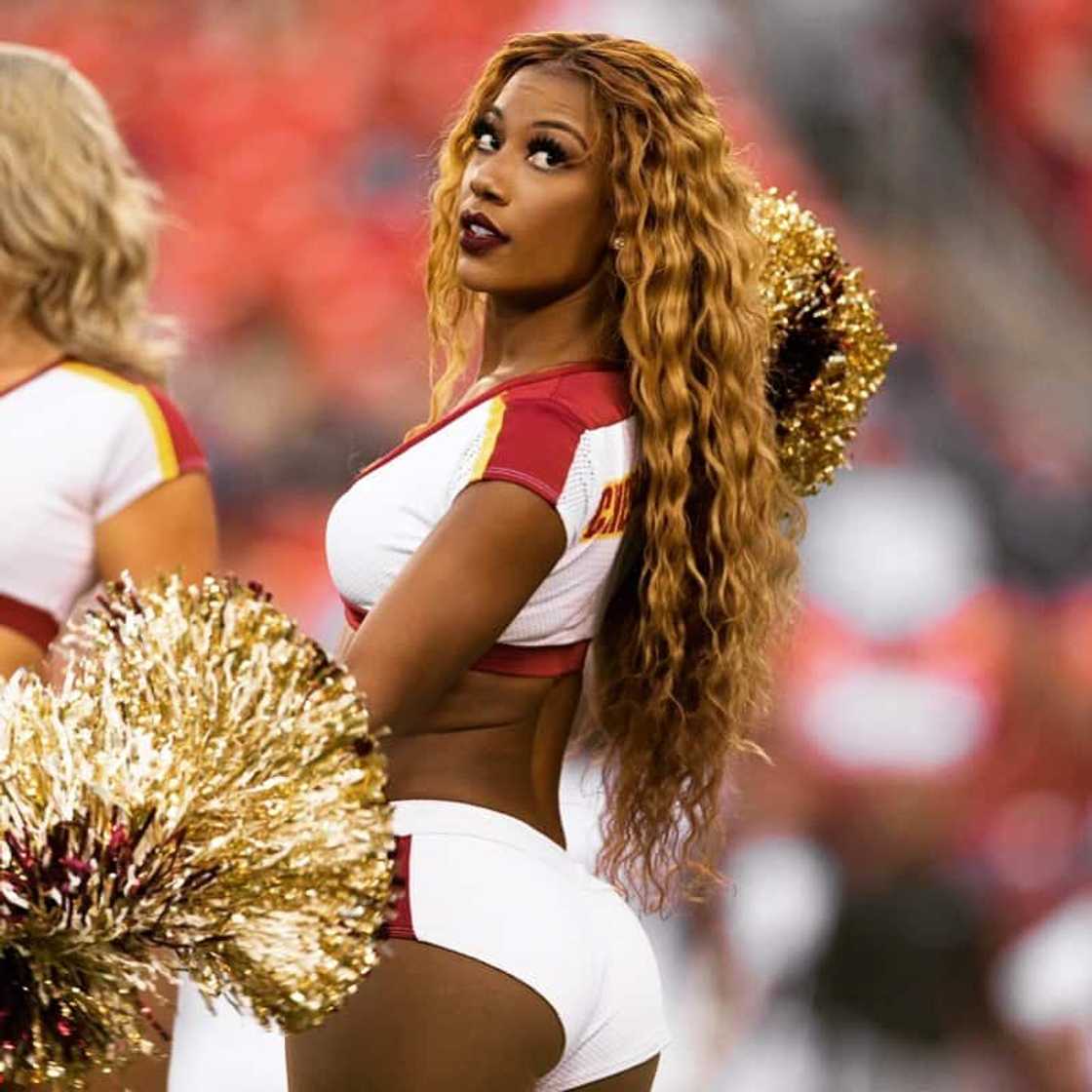 20 ranked hottest NFL cheerleaders