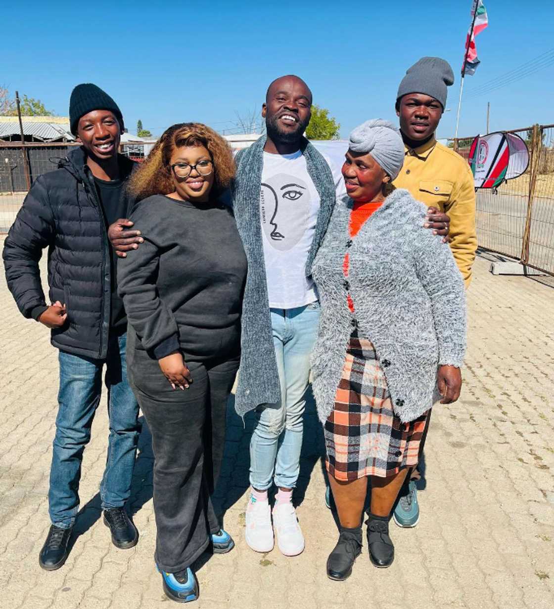 Others expressed their happiness at Bongi's recovery and encouraged him to stay away from his past struggles