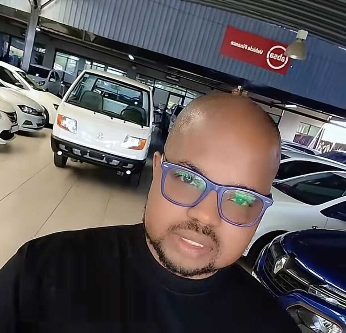 A salesman shared if a R10k salary could afford one a car in a video. A salesman shared if a R10k salary could afford one a car in a video.