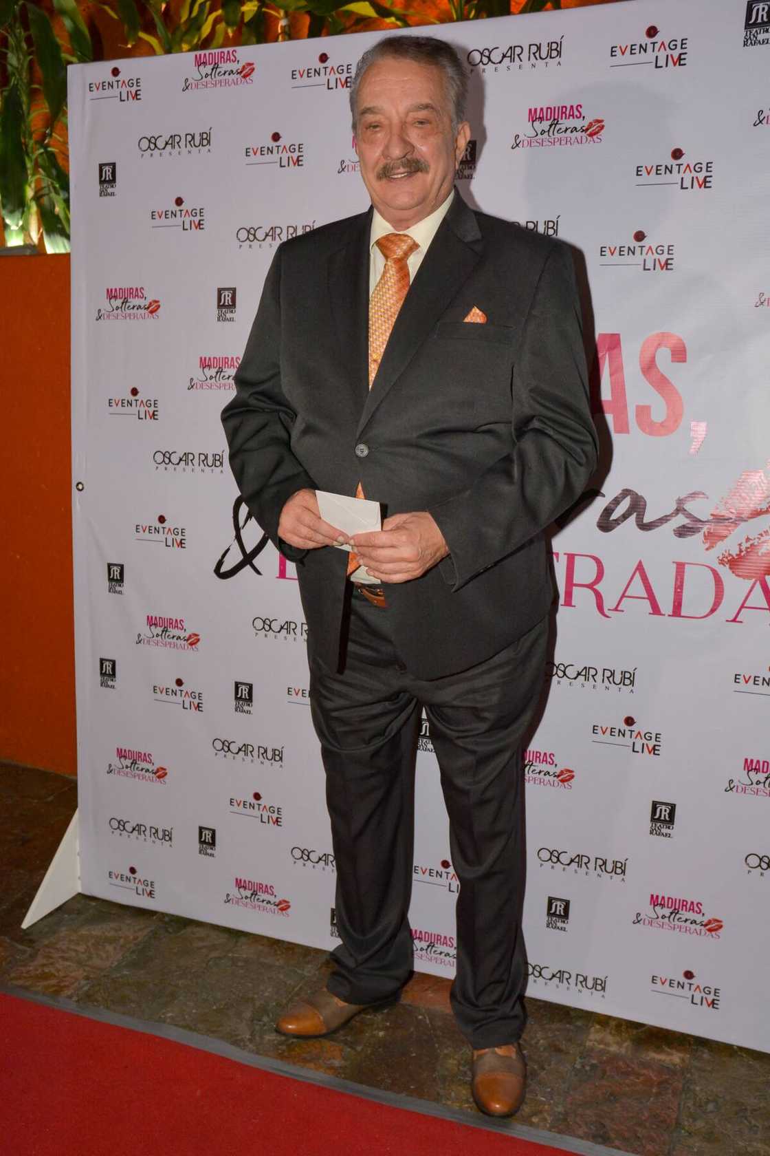 Simply Maria's cast Simply Maria's cast