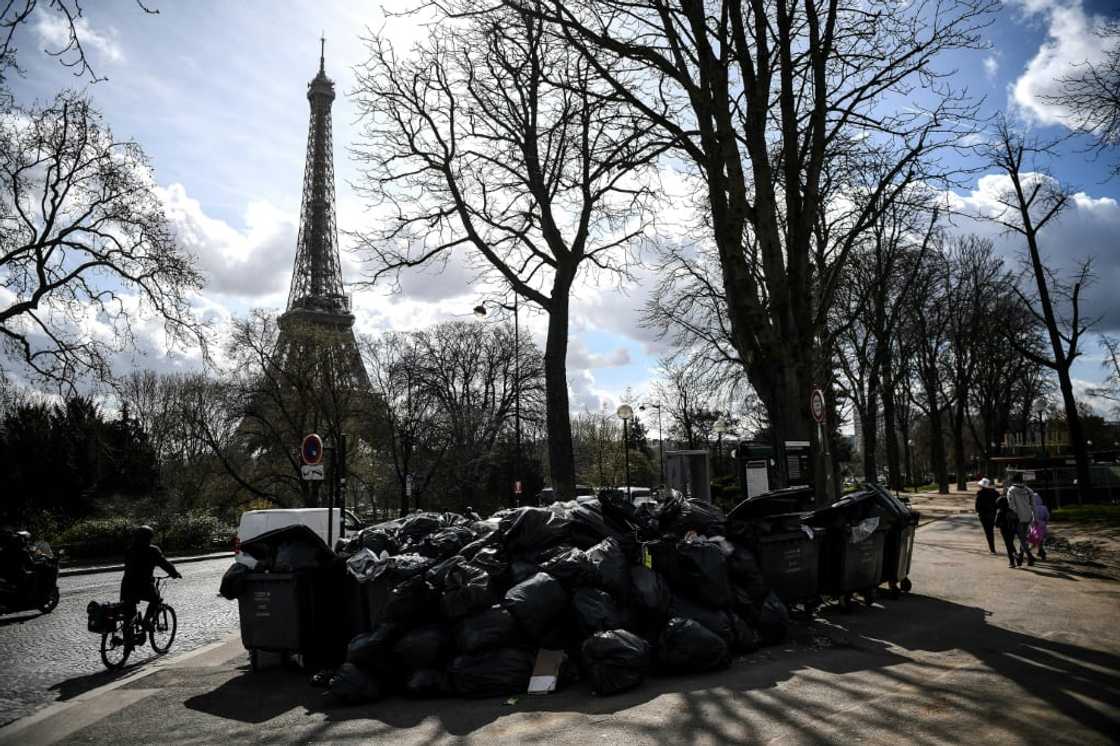 Rubbish has piled up in Paris over the last week due to a strike by garbage collectors