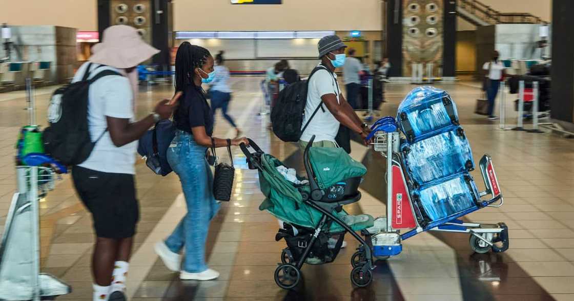 SA Students, caught in Ukraine Russian war, land, OR Tambo SA Students, caught in Ukraine Russian war, land, OR Tambo