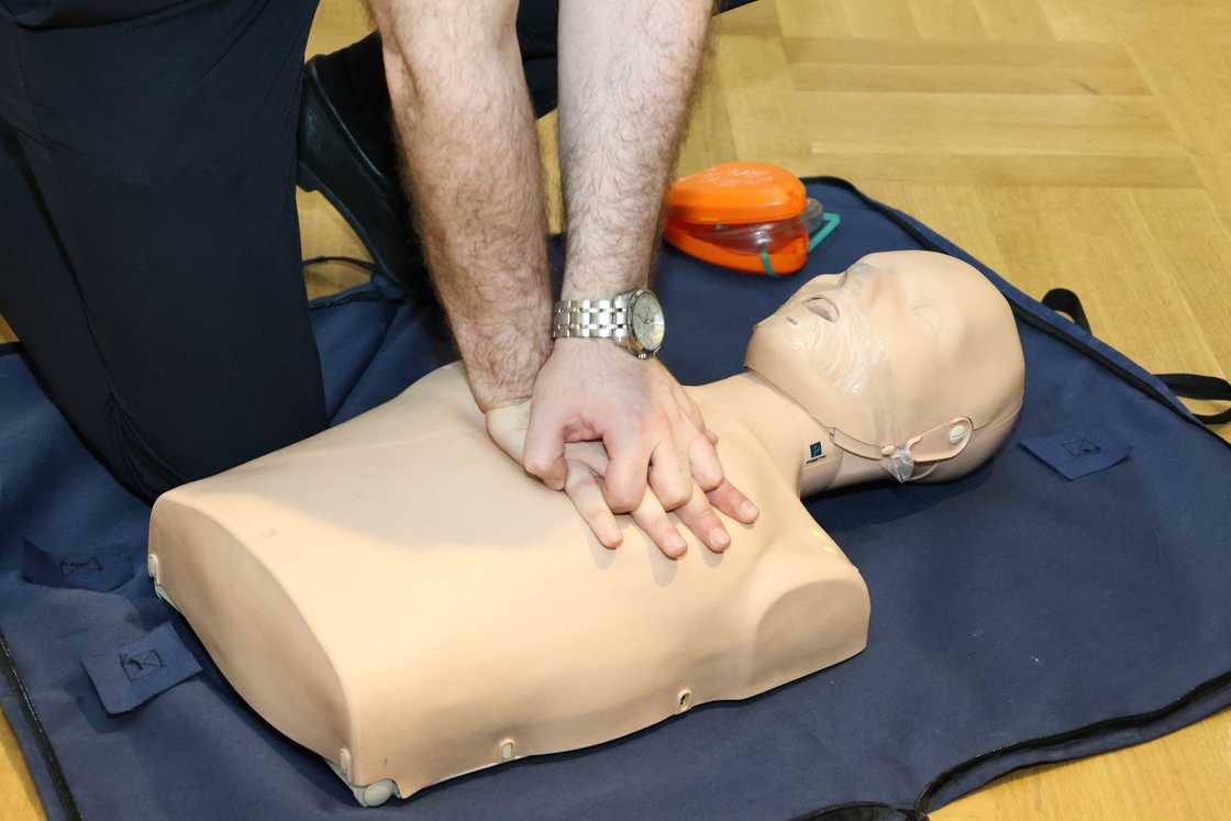CPR saves live in an emergency