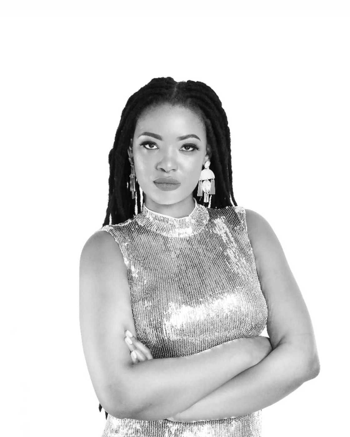Lihle Dhlomo Lihle Dhlomo