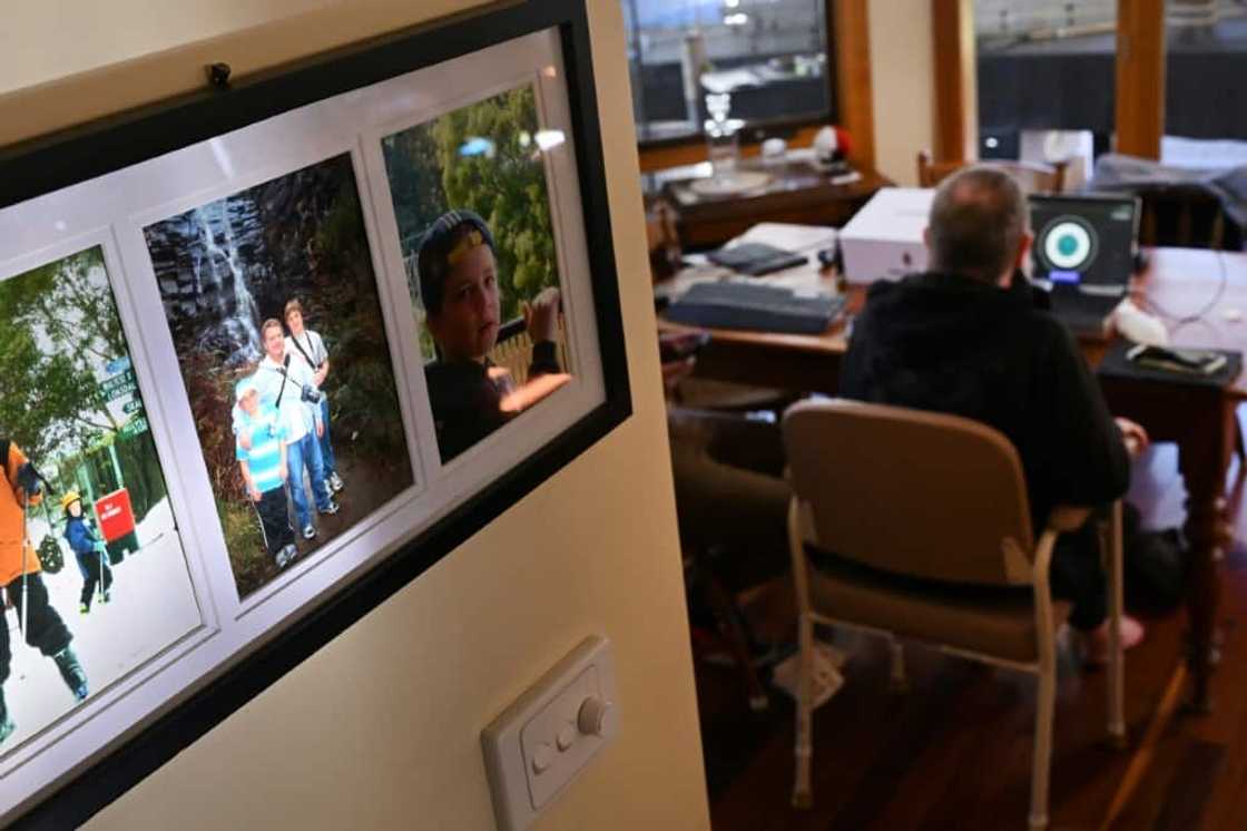 Rodney Gorham uses his  brain implant to send messages, go online and play video games, even as his body becomes progressively paralysed Rodney Gorham uses his  brain implant to send messages, go online and play video games, even as his body becomes progressively paralysed