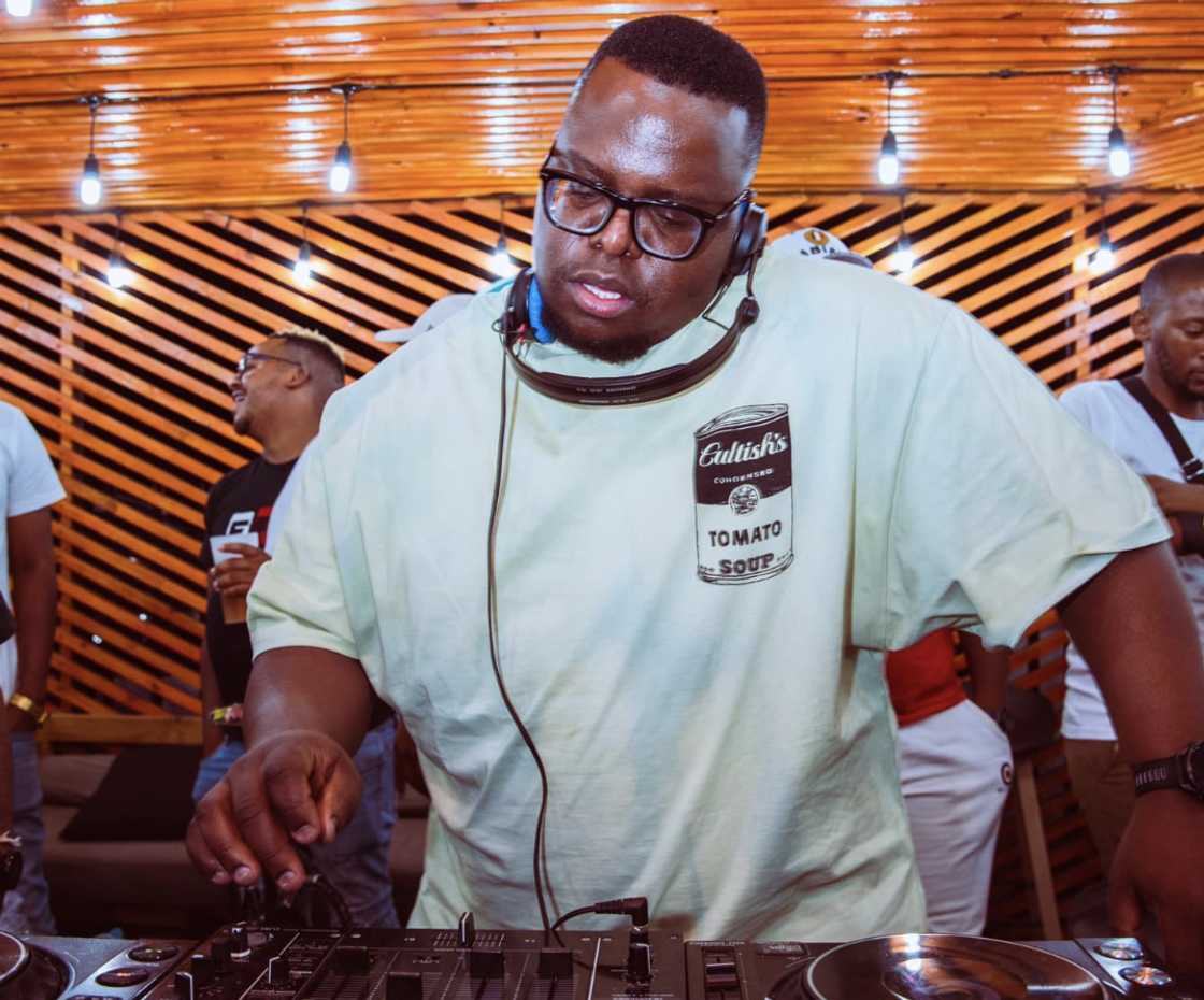 South Africans reacted to Sol Phenduka losing his friend South Africans reacted to Sol Phenduka losing his friend