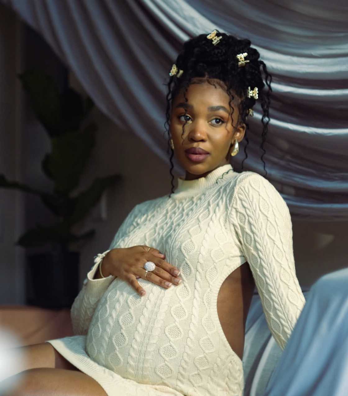Khosi Ngema showed off her body after giving birth Khosi Ngema showed off her body after giving birth