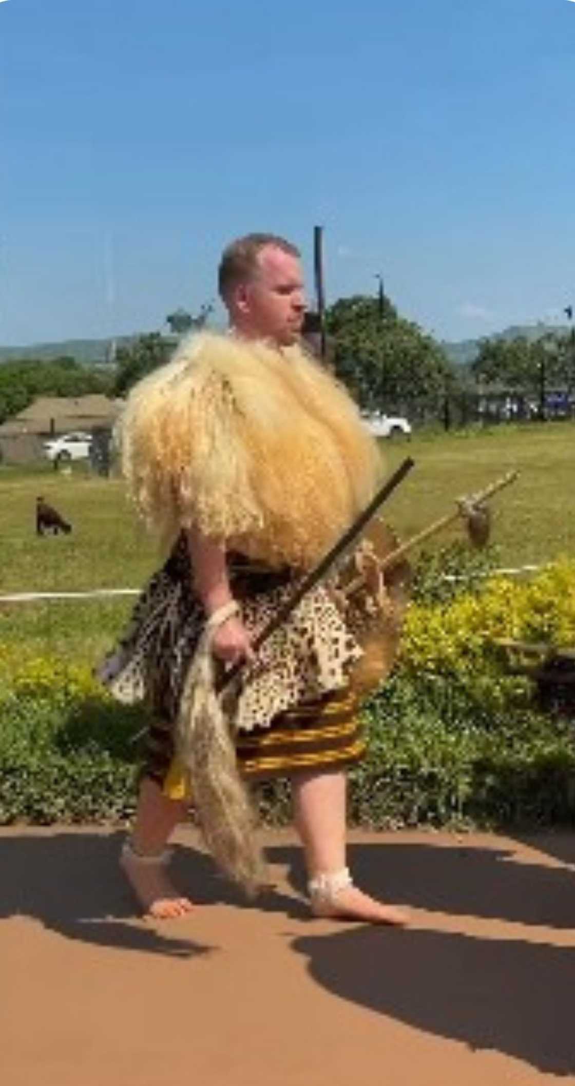 German loves Swati culture