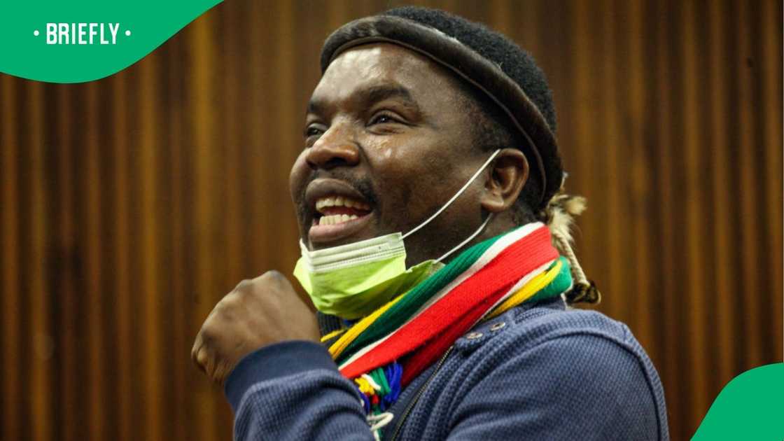 Ngizwe Mchunu had Mzansi questioning his age following a viral video. Ngizwe Mchunu had Mzansi questioning his age following a viral video.