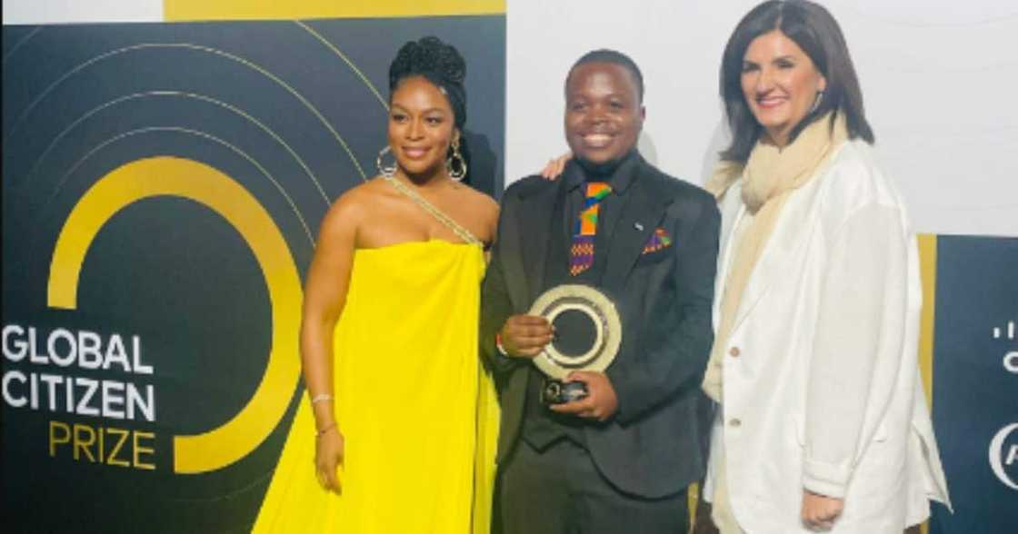 Zimbabwean teacher wins Cisco Youth Leadership Award Zimbabwean teacher wins Cisco Youth Leadership Award